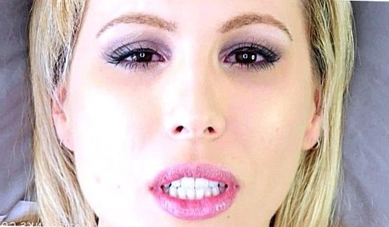 Порно: Жесткая ебля и двойной анал с AJ Applegate