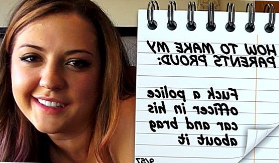 Возбудившись как следует, женщина насаживается на ствол и задорно на нем скачет, получая удовольствие